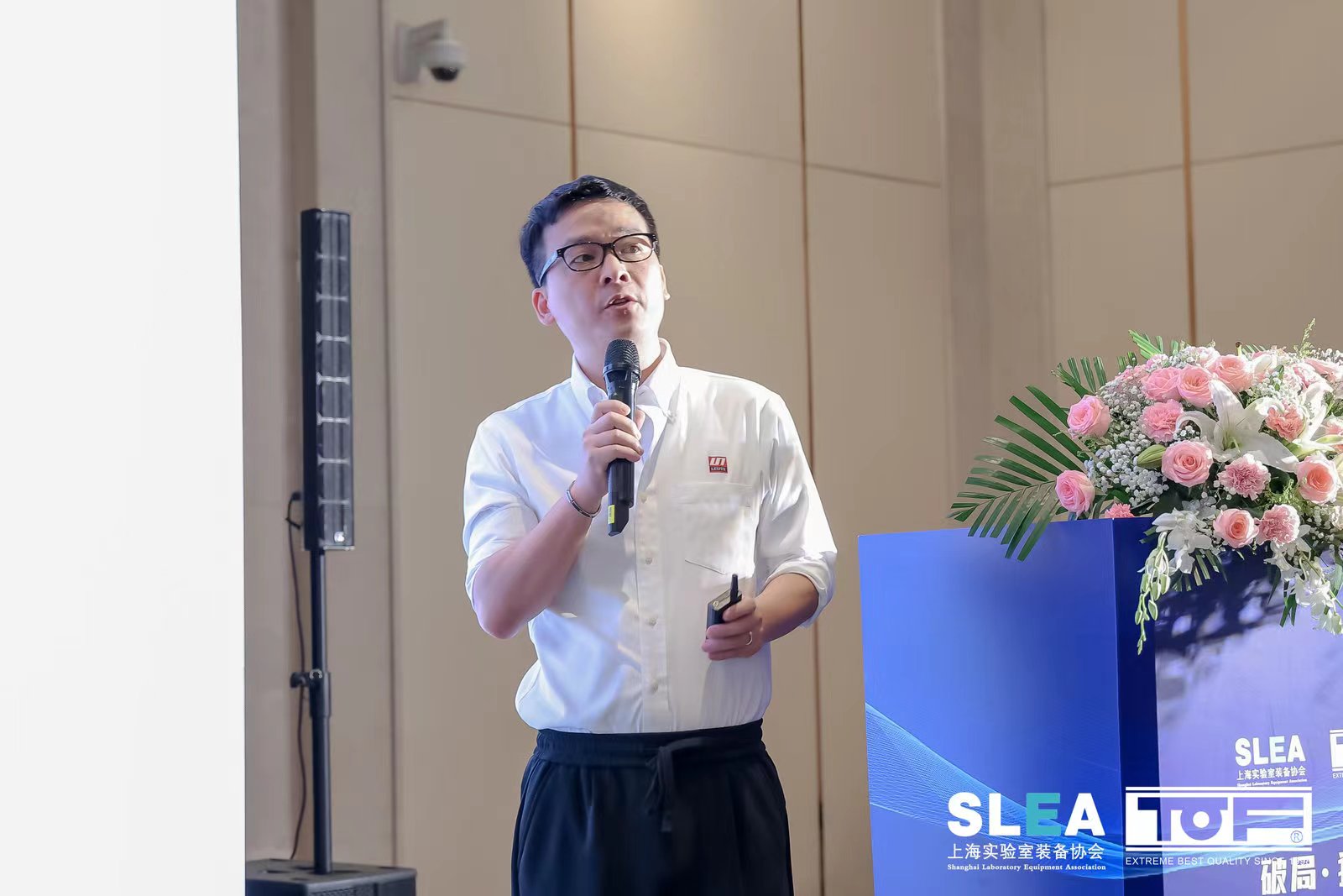 2ee9379caa4a96401c7bd1a29c8b1ef7_