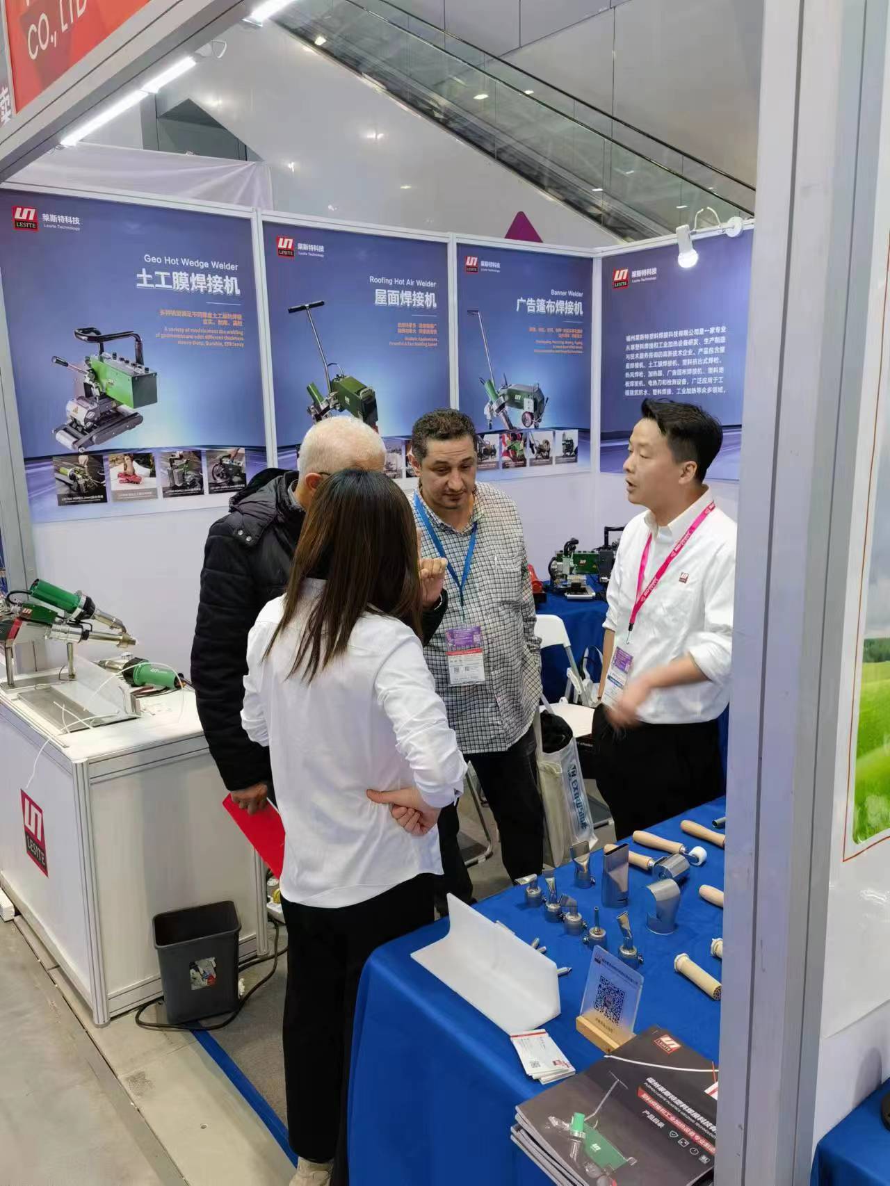 daa0e98e1196bcbbca437f5748f16a9